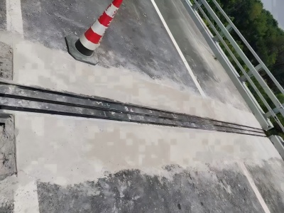 东郊镇伸缩缝更换后浇筑材料快速结构修补料速砼的产品特点及施工流程​